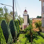 Macedonia 2*