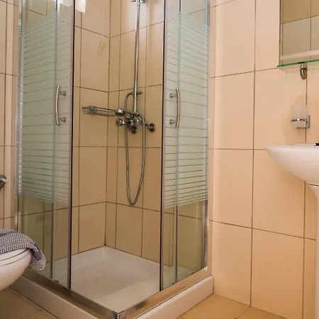 Macedonia Hotel 2*