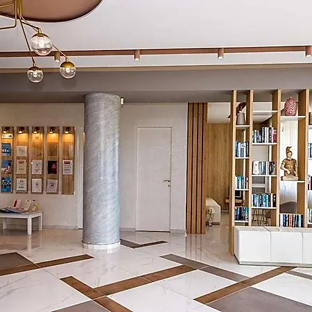 Macedonia Hotel