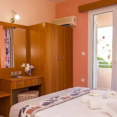 Macedonia Hotel