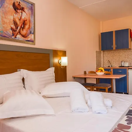 Macedonia Hotel