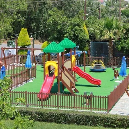 Macedonia 2*